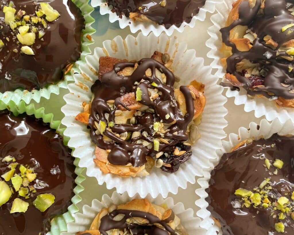 chocolate and seed cookies