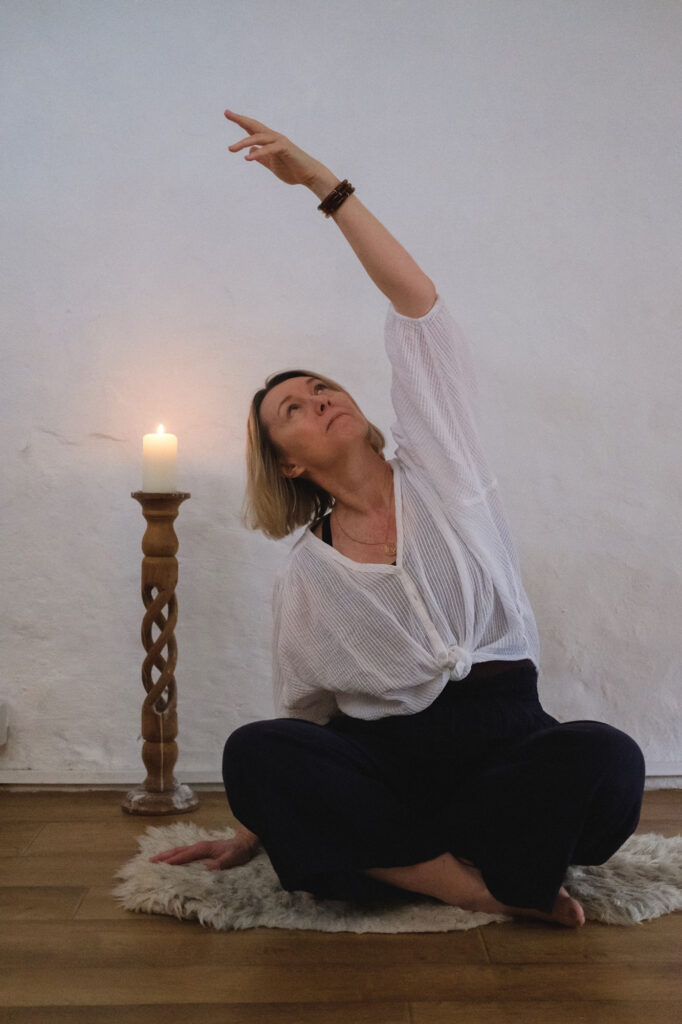 Yoga with Monika - Monika Maurer